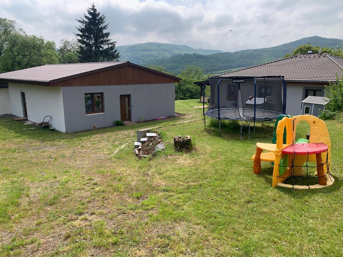 Apartman S Bazenem A Saunou Kadaň Exteriör bild